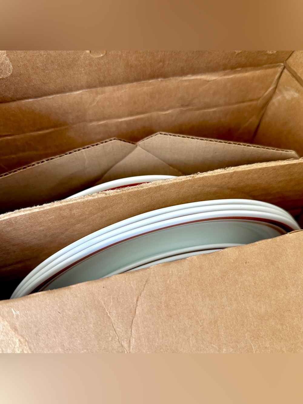 *Vintage* NEW in Box! Corelle Dimension IV Cinnamon 16 Piece Set 4 Place Setting - Picture 13 of 16
